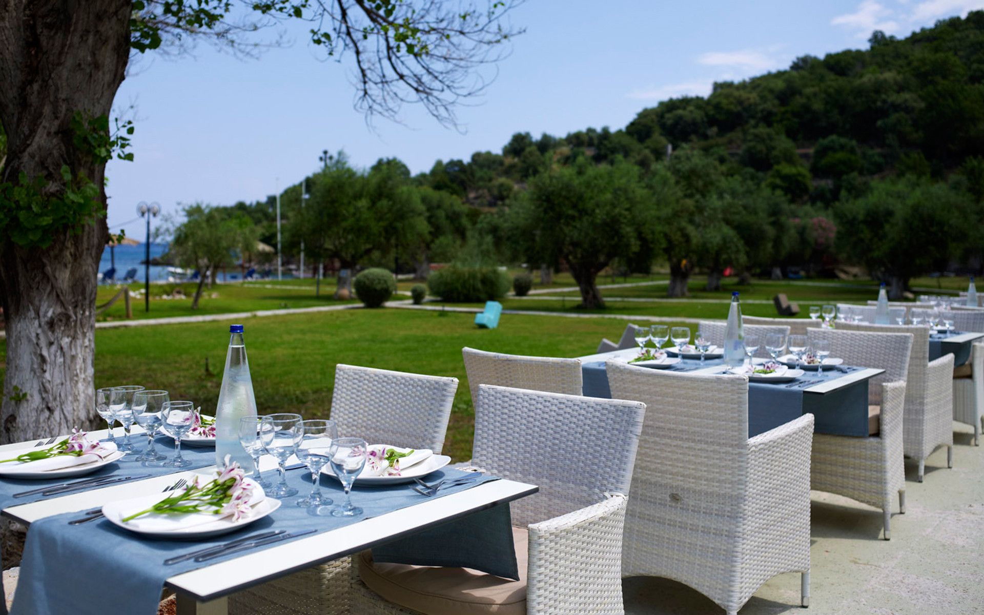 ΚΑΛΟΚΑΙΡΙ ΣΤΟ BELLE HELENE 3* ΣΤΟ ΓΥΘΕΙΟ ΜΕ ΤΟ I.X. ΣΑΣ