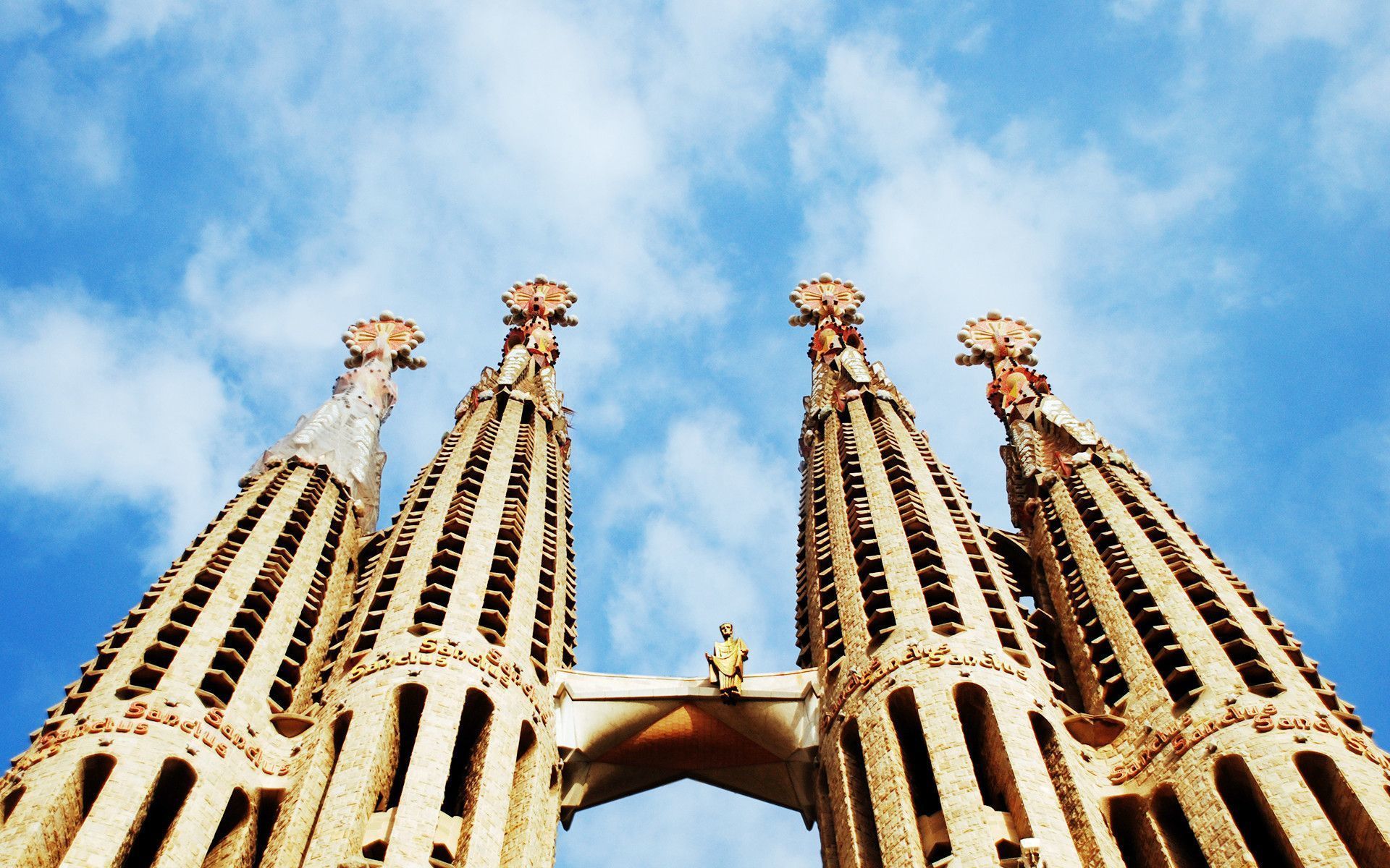 ΒΑΡΚΕΛΩΝΗ - ΦΙΓΚΕΡΕΣ - ΧΙΡΟΝΑ. ΓΝΩΡΙΣΤΕ ΤΗ ΓΗ ΤΟΥ ΝΤΑΛΙ.