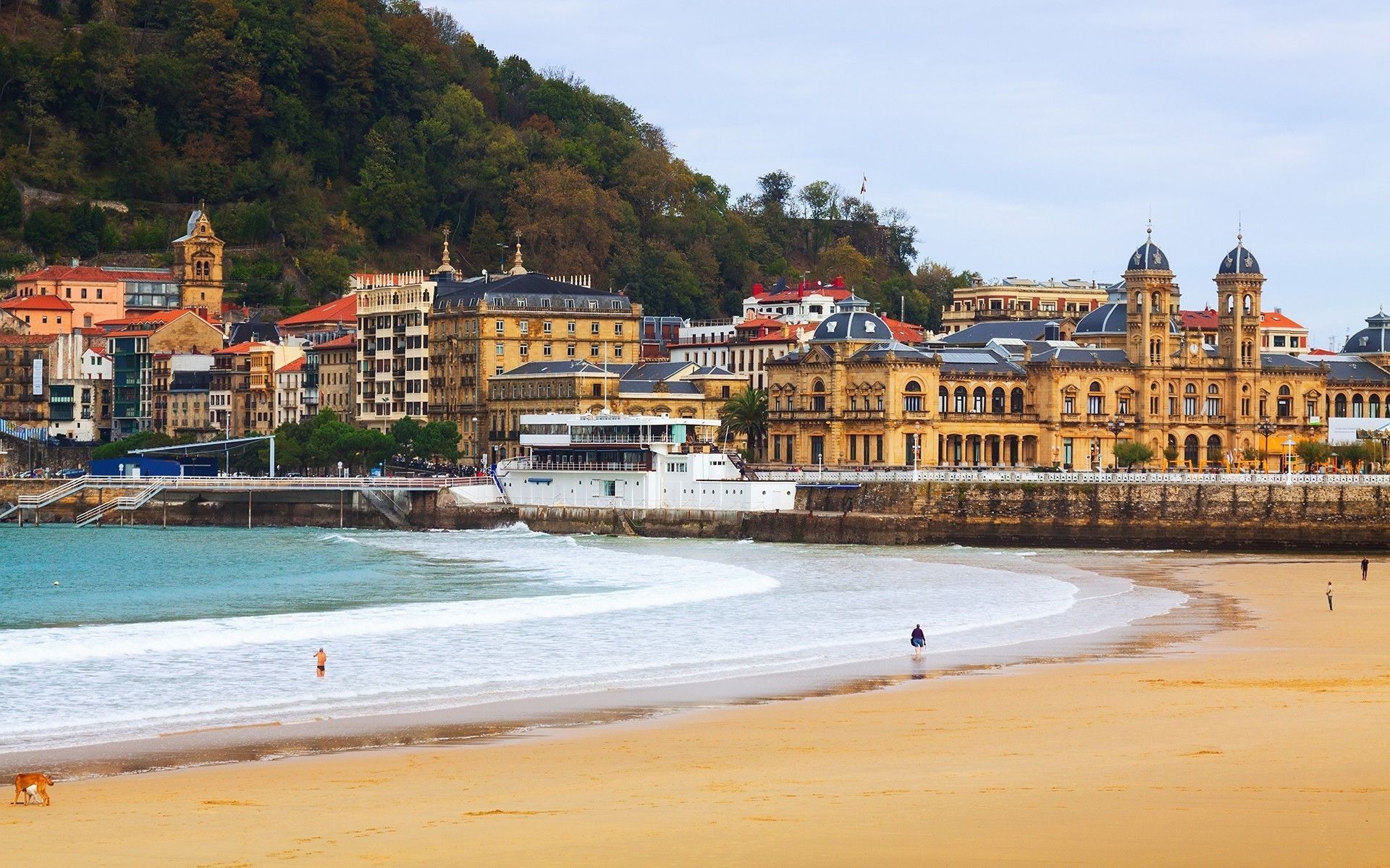 ΣΤΗ ΧΩΡΑ ΤΩΝ ΒΑΣΚΩΝ